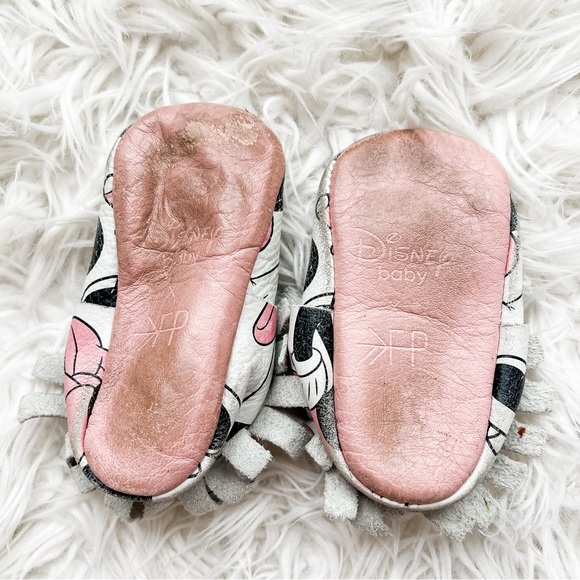 Freshly Picked x Disney | Minnie Mouse Soft Sole Baby Shoes - Picture 2 of 6